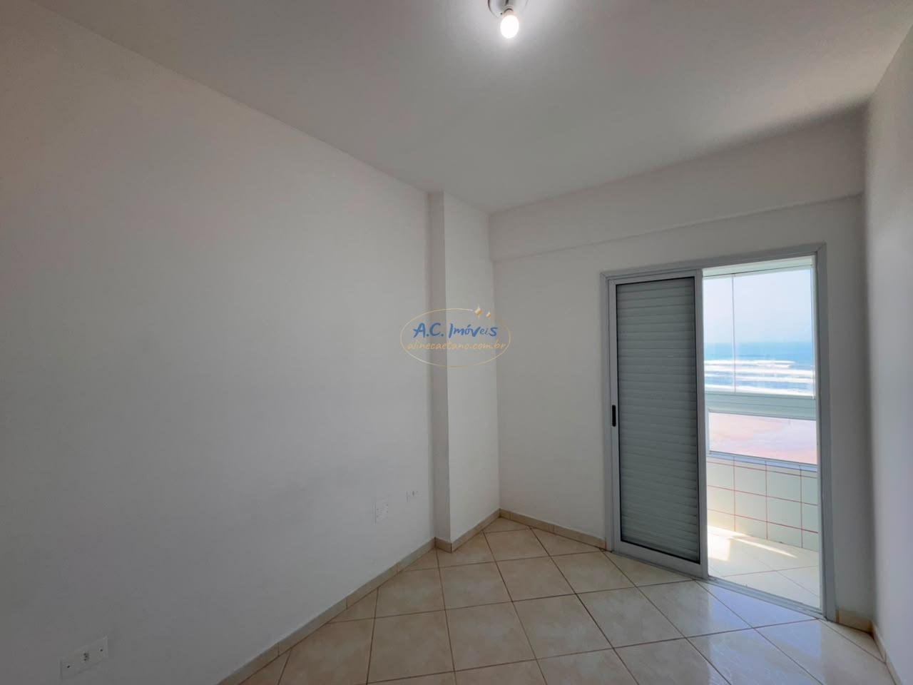 Apartamento à venda com 3 quartos, 1 suíte, 2 vagas e 85m² no Maracanã, Praia Grande (SP) — foto 12 de 21
