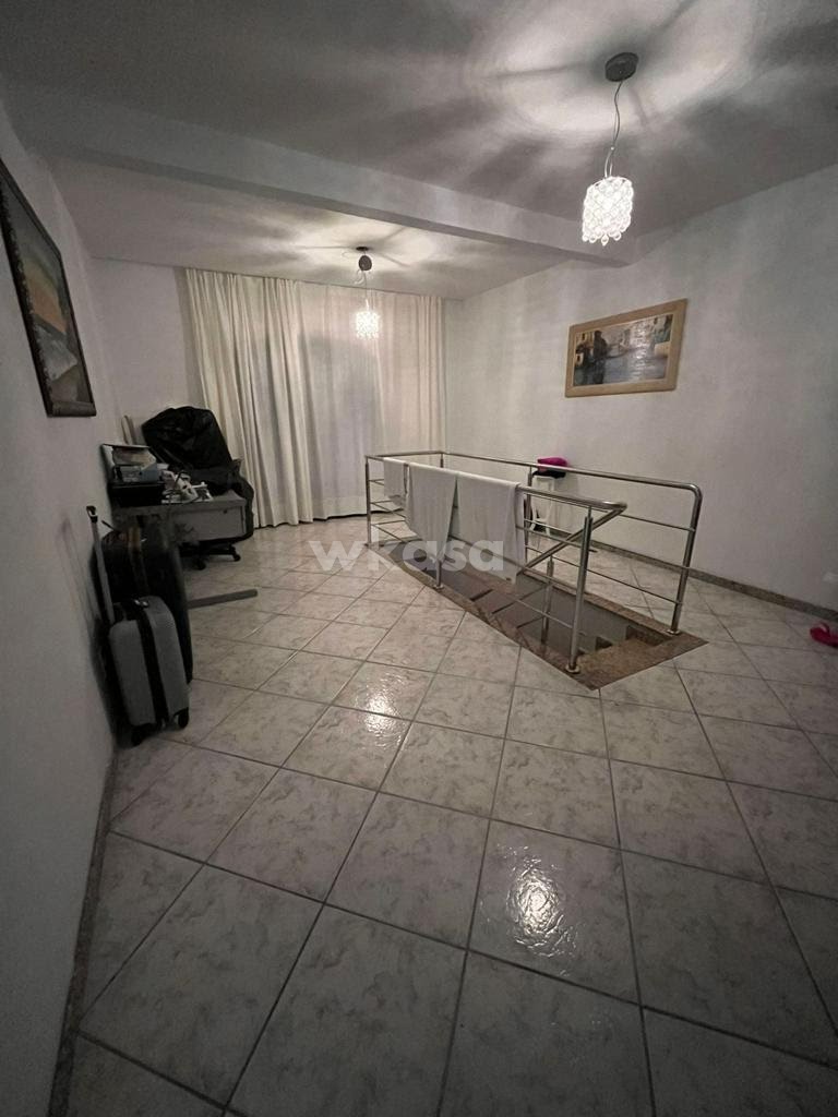 Casa à venda com 3 quartos, 2 suítes, 4 vagas e 240m² no Conjunto Carapina I, Serra (ES) — foto 10 de 24