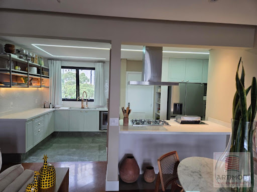 Apartamento à Venda em Vila Suzana SP, 156m², 3 Dorms, 2 Suítes