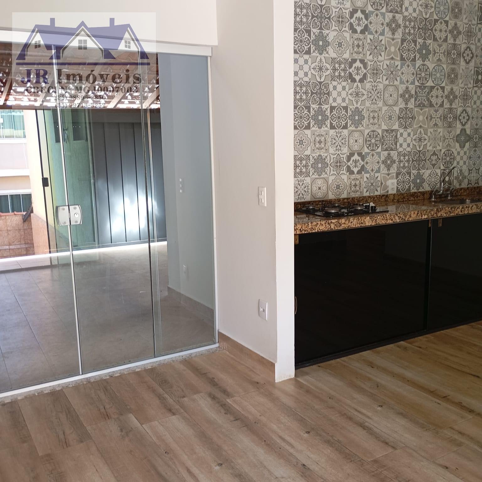 Casa à venda com 2 quartos, 1 suíte e 117m² no Centro, Piranguinho (MG) — foto 12 de 30