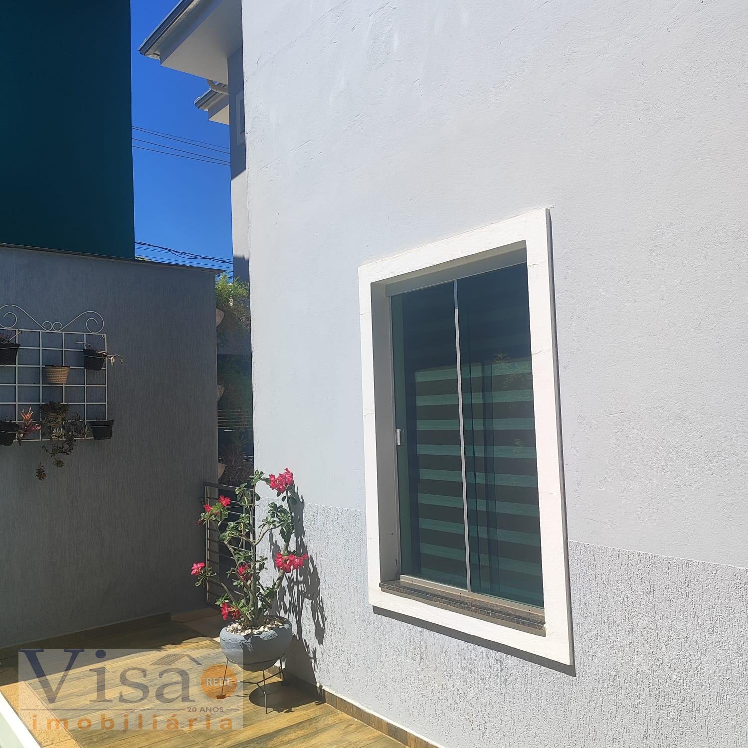Casa à venda com 3 quartos, 1 suíte, 2 vagas e 250m² no Prado, Paracatu (MG) — foto 19 de 20