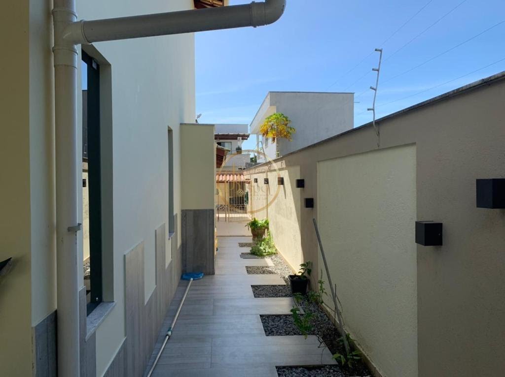 Casa à venda com 4 quartos, 4 suítes, 4 vagas e 400m² no Outeiro D'gloria, Porto Seguro (BA) — foto 3 de 15