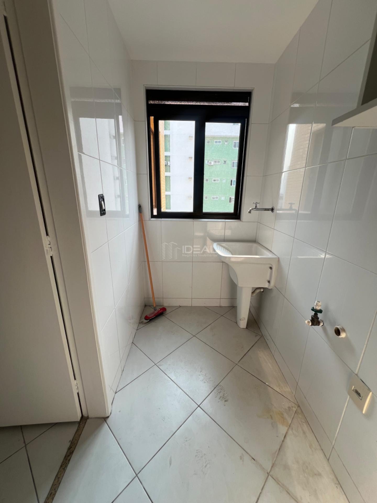 Apartamento à venda com 3 quartos, 1 suíte, 2 vagas e 93m² no Parque Tamandaré, Campos dos Goytacazes (RJ) — foto 18 de 21