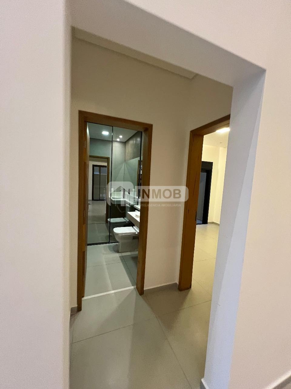 Casa à venda com 4 quartos, 4 suítes, 4 vagas e 250m² no Caminho Novo, Tremembé (SP) — foto 15 de 28