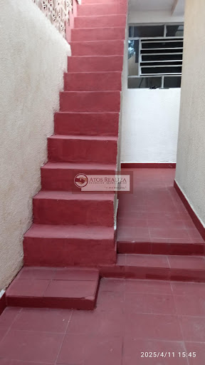 Venda Sobrado com Edícula em Jordanópolis - 97,7m² por R$585 mil