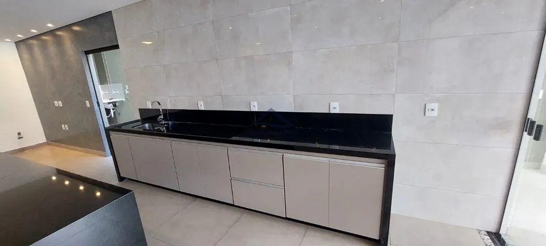 Casa à venda com 3 quartos, 1 suíte, 2 vagas e 180m² no Jardim Arizona, Sete Lagoas (MG) — foto 3 de 17