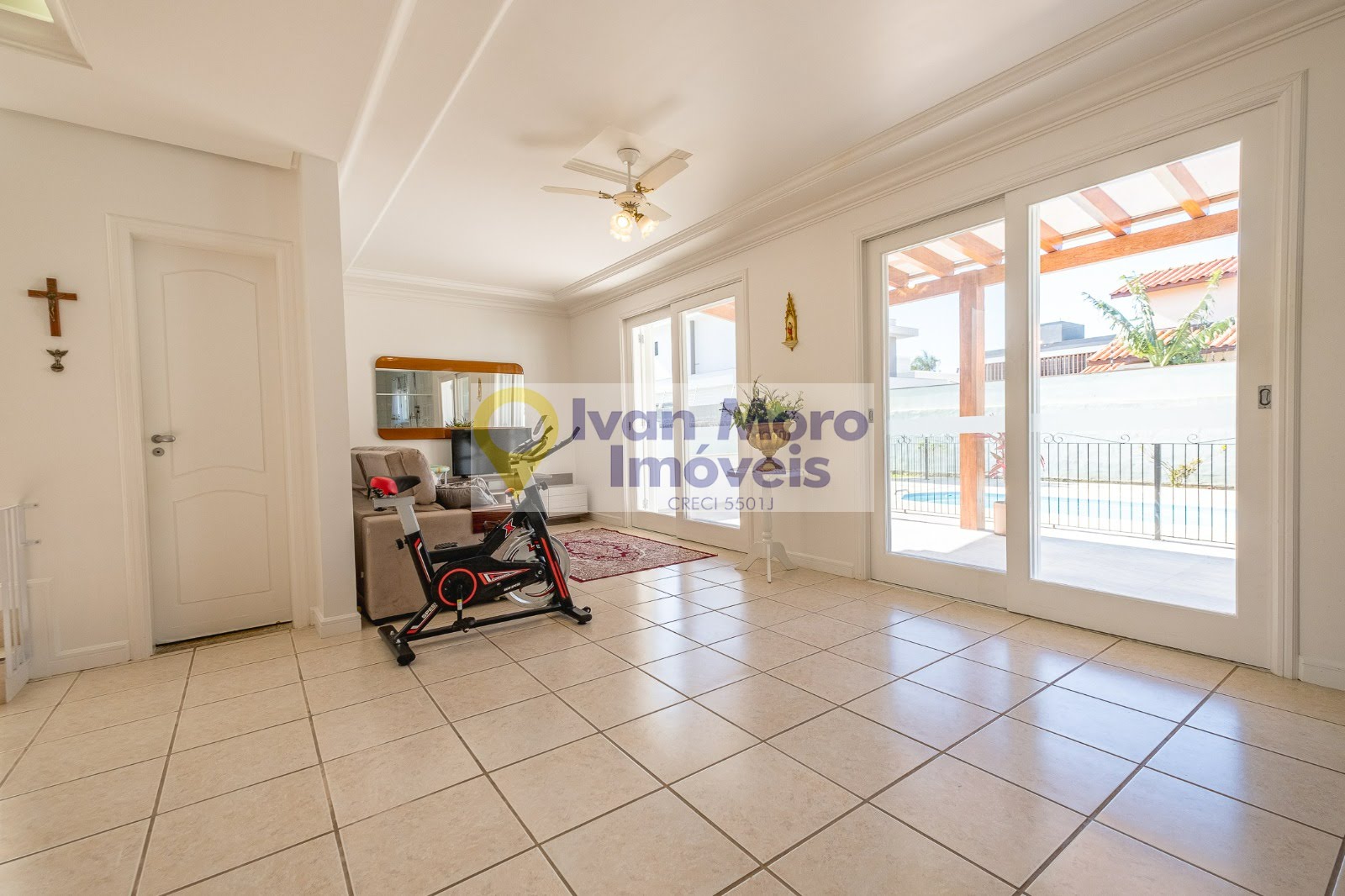 Casa à venda com 5 quartos, 2 suítes, 3 vagas e 304m² no Cachoeira do Bom Jesus, Florianópolis (SC) — foto 12 de 30