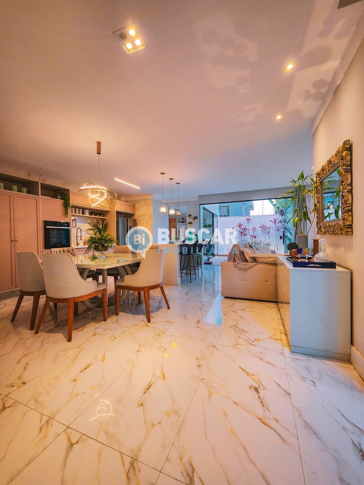 Casa à venda com 3 quartos, 3 suítes, 2 vagas e 195m² no Registro, Feira de Santana (BA) — foto 4 de 22