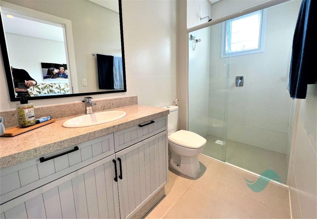 Casa à venda com 3 suítes, 1 vaga e 225m² no Jurerê, Florianópolis (SC) — foto 15 de 22