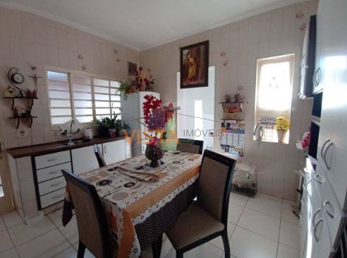 Casa à venda com 3 quartos, 1 suíte, 2 vagas e 250m² no Jardim Molinari, São João da Boa Vista (SP) — foto 12 de 17