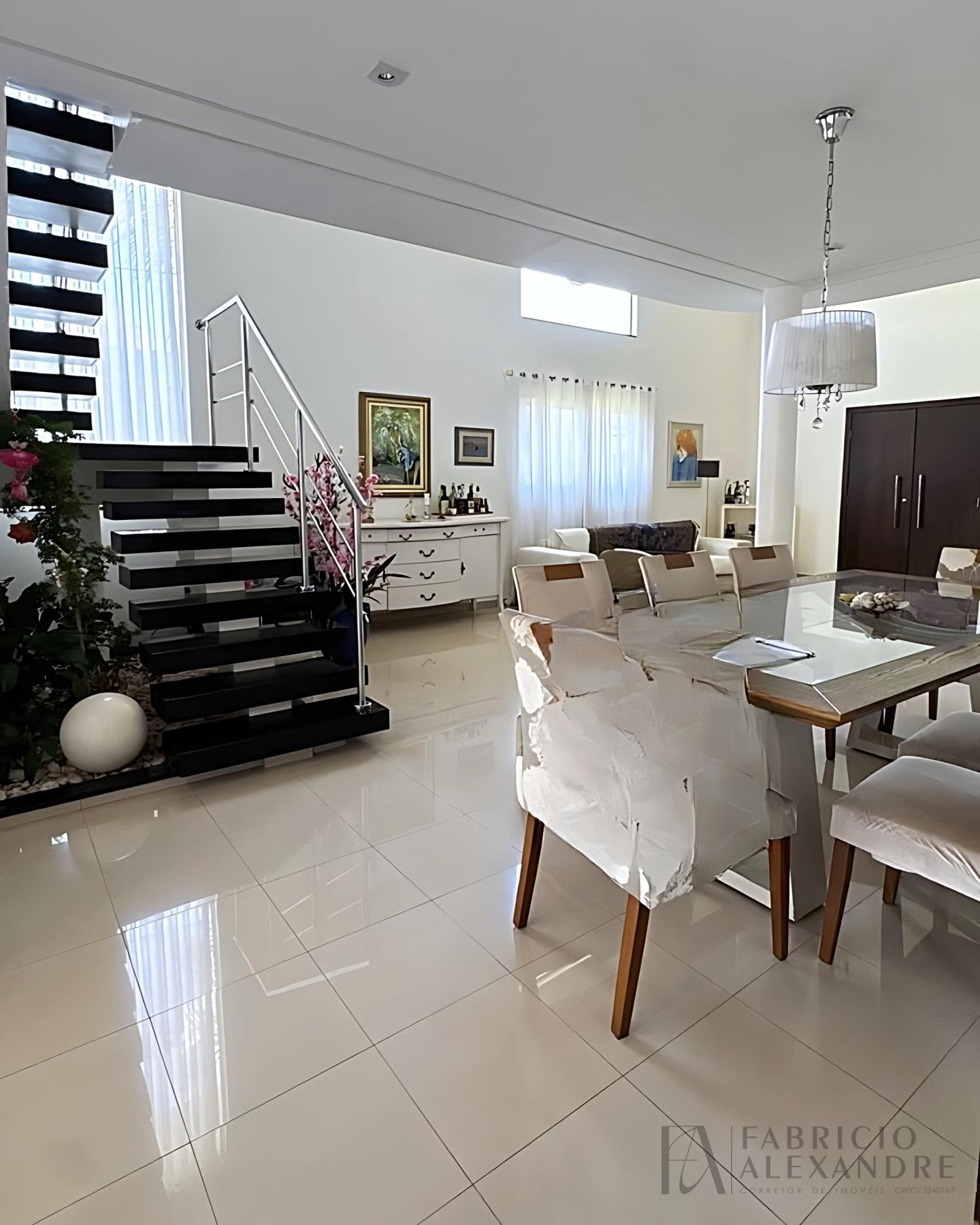 Casa à venda com 4 quartos, 4 suítes, 4 vagas e 380m² no Parque Residencial Damha III, São José do Rio Preto (SP) — foto 4 de 19