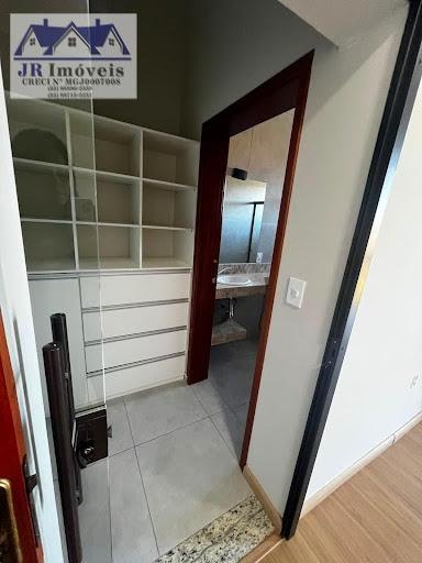 Casa à venda com 5 quartos, 3 suítes, 2 vagas e 300m² no Carneiros, Piranguinho (MG) — foto 23 de 30