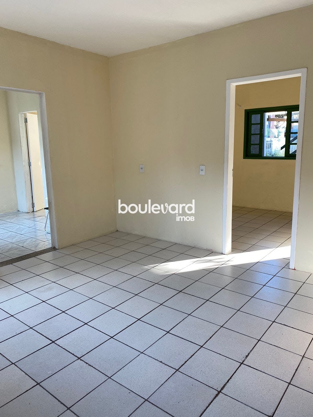 Casa à venda com 3 quartos, 1 banheiro, 1 vaga e 110m² no Centro, São José (SC) — foto 3 de 23