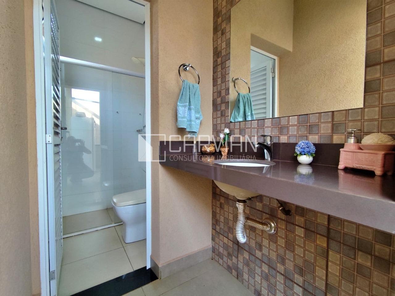 Casa à venda com 3 quartos, 3 suítes, 4 vagas e 226m² no Condomínio Guaporé, Ribeirão Preto (SP) — foto 14 de 30
