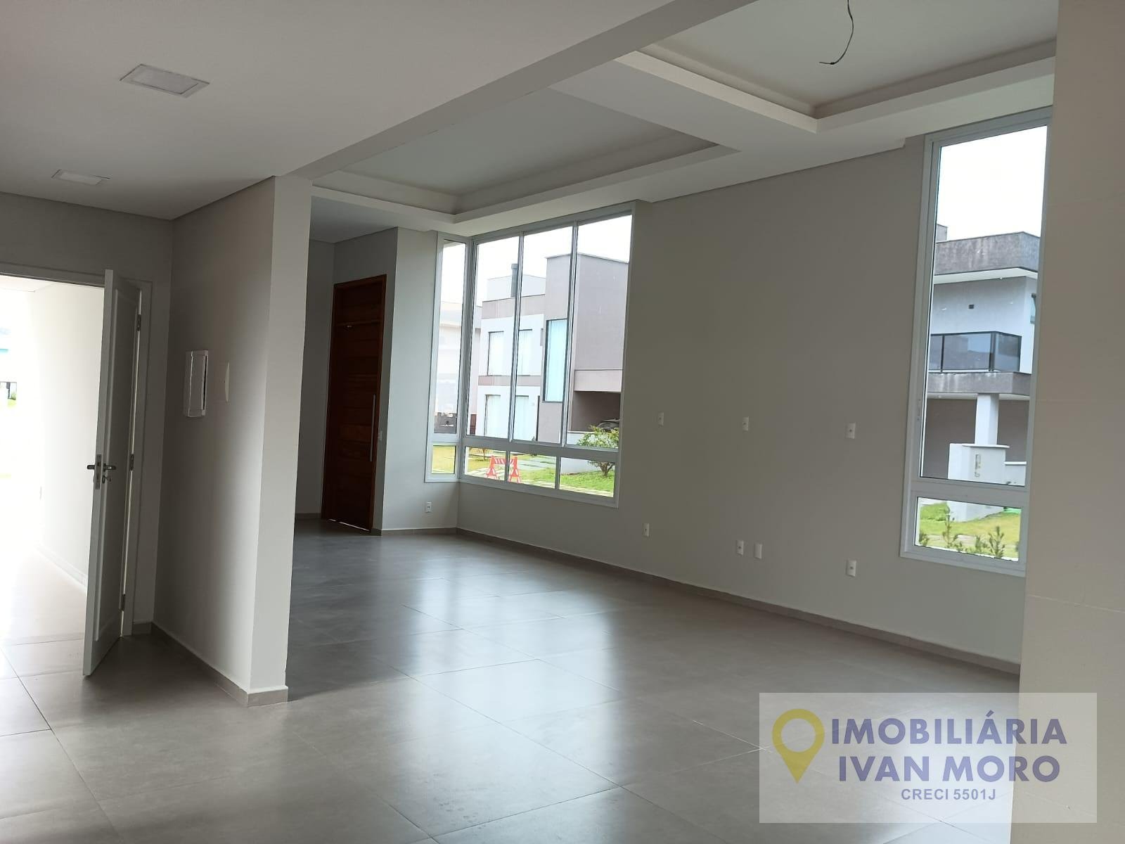 Casa à venda com 3 quartos, 1 suíte, 4 vagas e 236m² no São João do Rio Vermelho, Florianópolis (SC) — foto 10 de 22