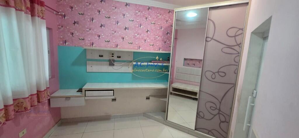 Casa à venda com 3 quartos, 1 suíte, 2 vagas e 230m² no Canto do Forte, Praia Grande (SP) — foto 13 de 30