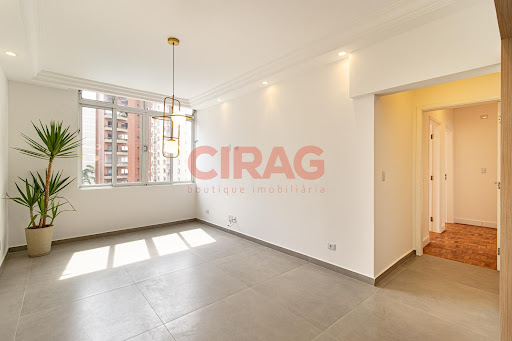 Apartamento em Itaim Bibi  -  São Paulo