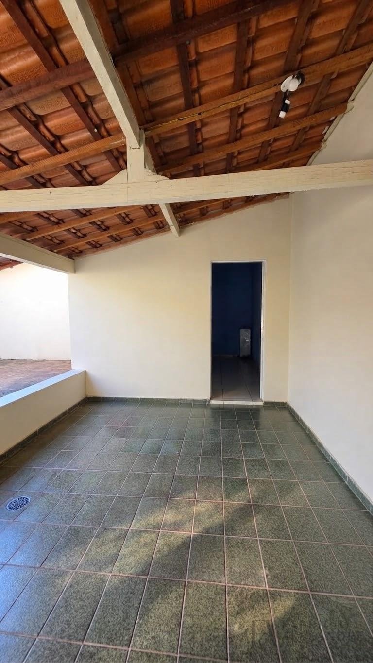 Casa à venda com 2 quartos e 1 banheiro no Jardim Santa Catarina, São José do Rio Preto (SP) — foto 8 de 10