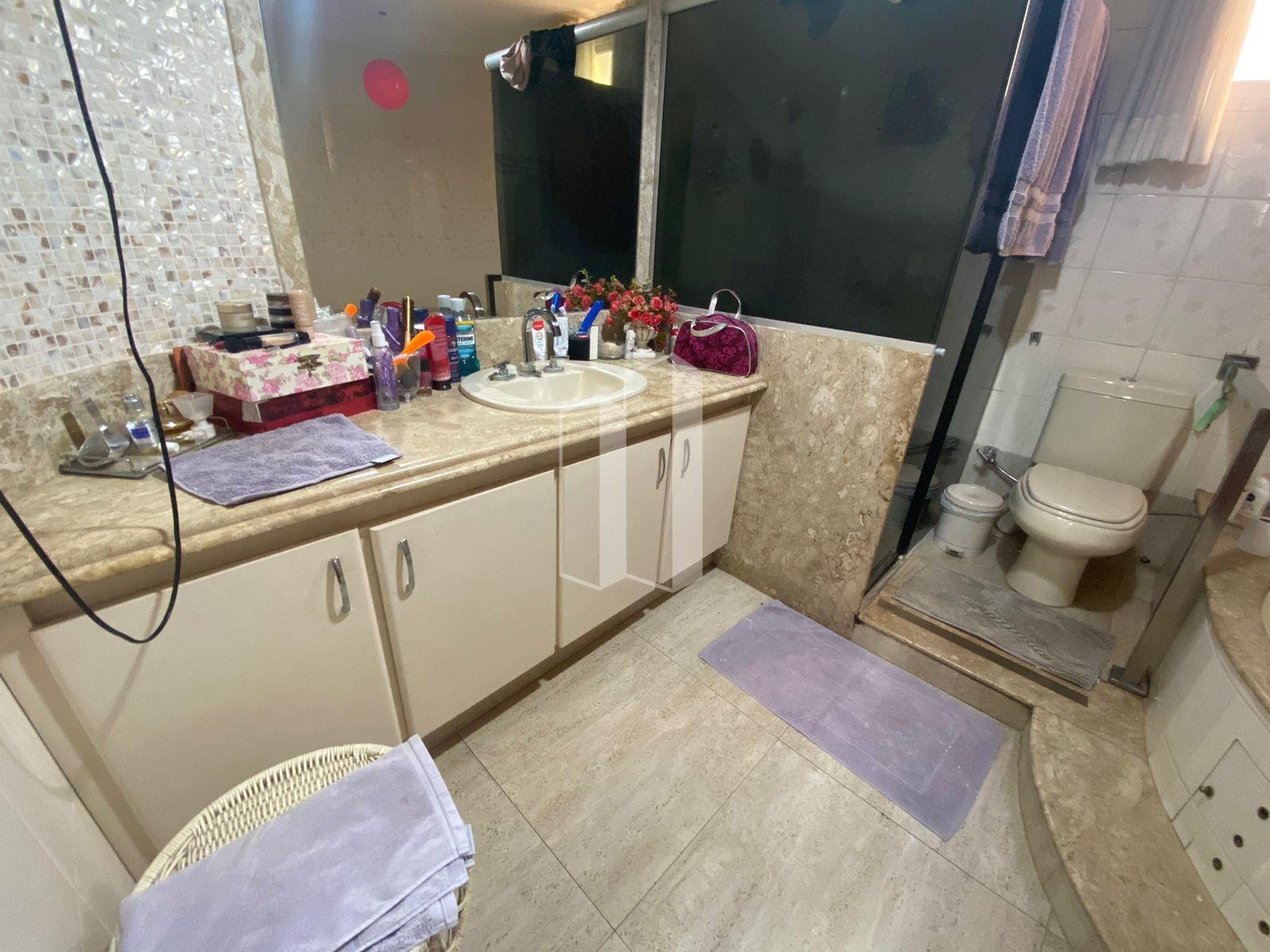 Apartamento à venda com 4 quartos, 2 suítes, 2 vagas e 271m² no Setor Bueno, Goiânia (GO) — foto 25 de 30