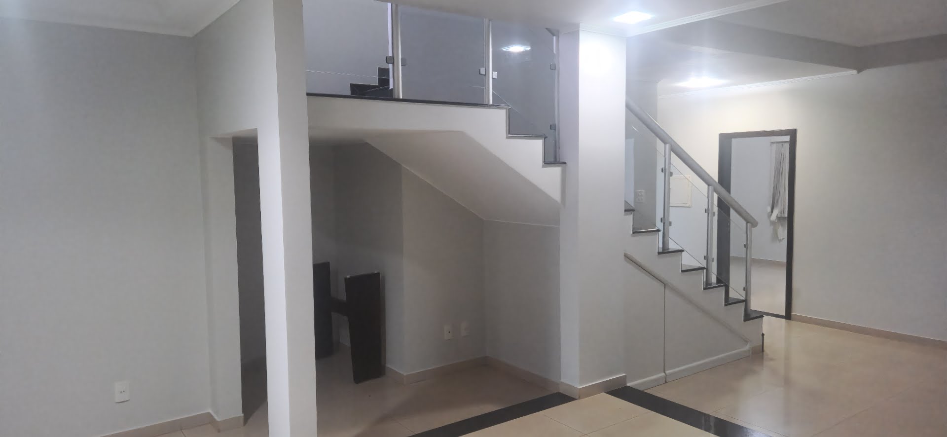 Casa à venda com 4 quartos, 1 suíte, 2 vagas e 223m² no Centro, Paracatu (MG) — foto 9 de 30