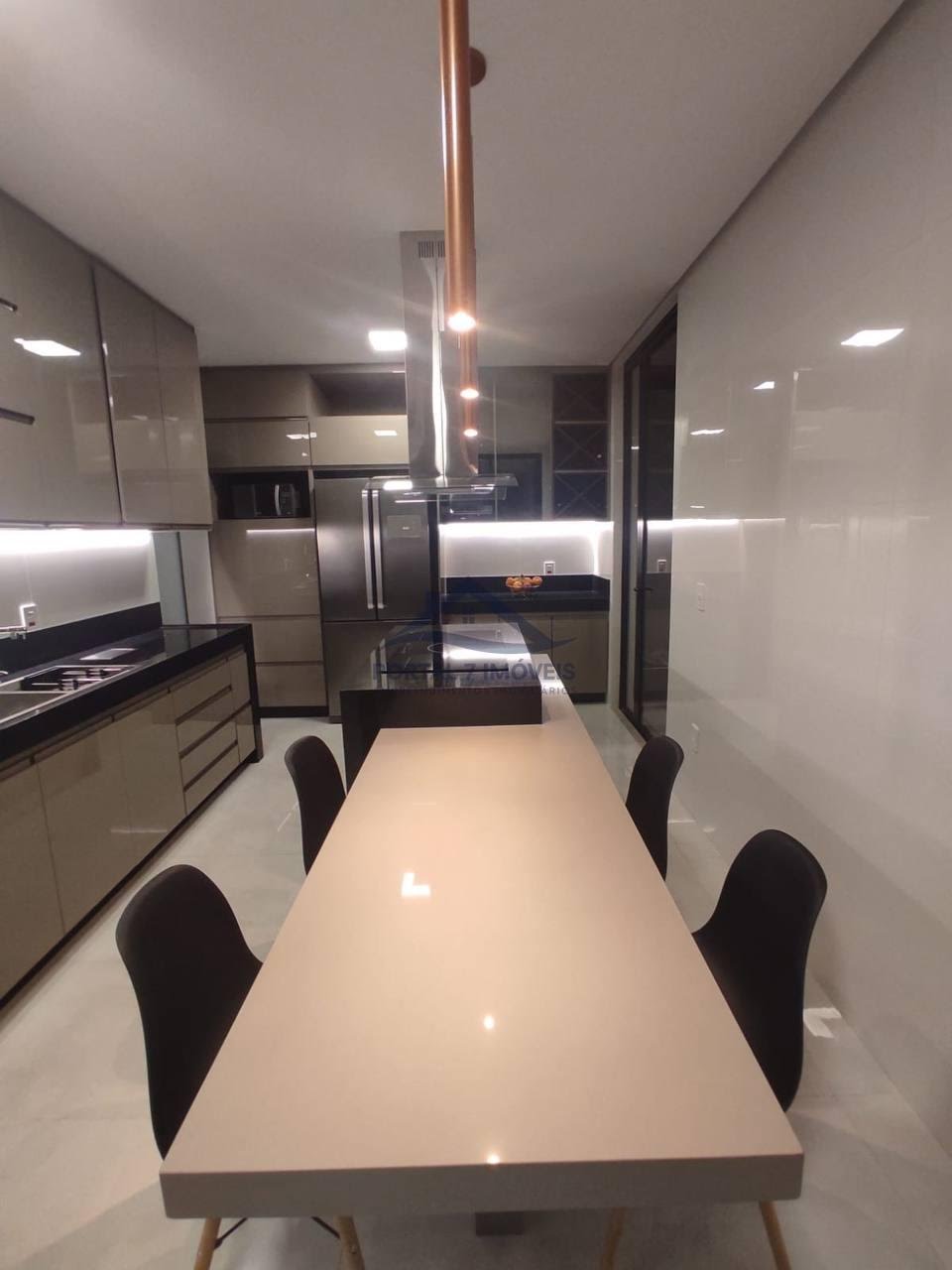 Casa à venda com 1 quarto, 2 suítes, 4 vagas e 230m² no Parque das Nogueiras, Sete Lagoas (MG) — foto 7 de 13