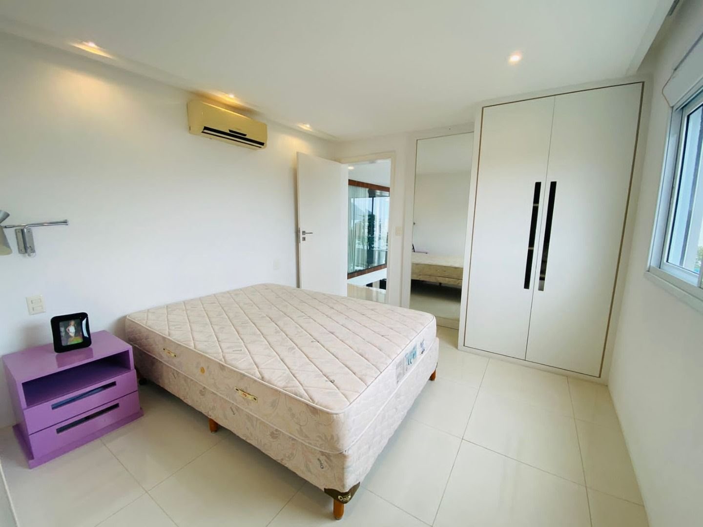 Apartamento à venda com 4 quartos, 5 banheiros, 2 vagas e 200m² no Praia de Itaguá, Ubatuba (SP) — foto 17 de 24