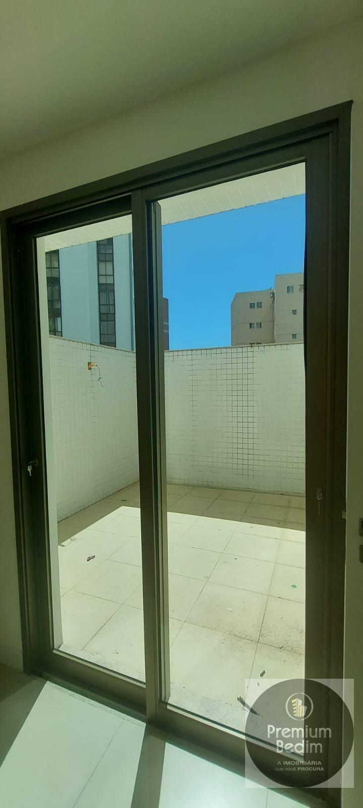 ÁREA EXTERNA