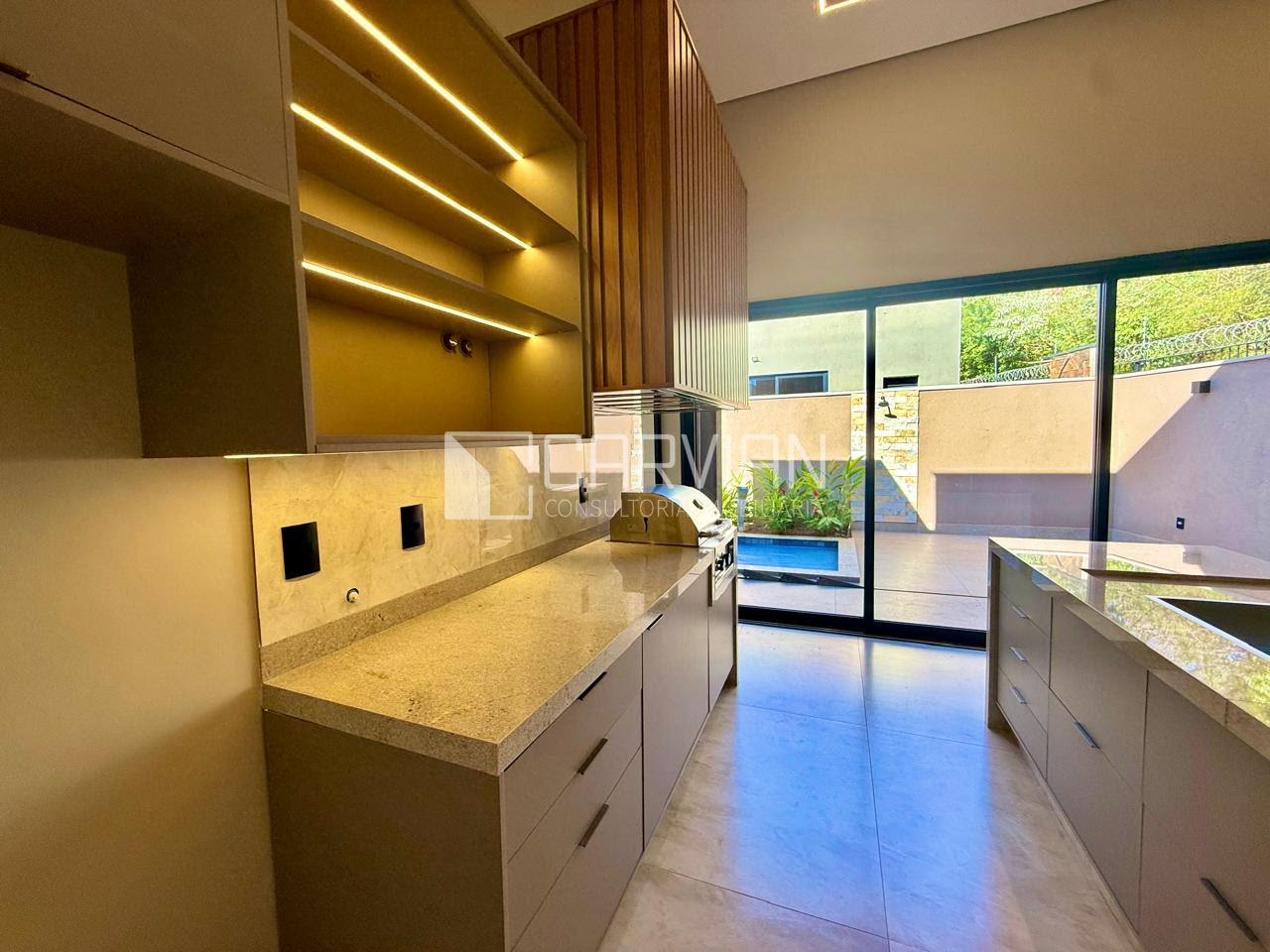 Casa à venda com 3 quartos, 3 suítes, 4 vagas e 289m² no Bonfim Paulista, Ribeirão Preto (SP) — foto 16 de 30