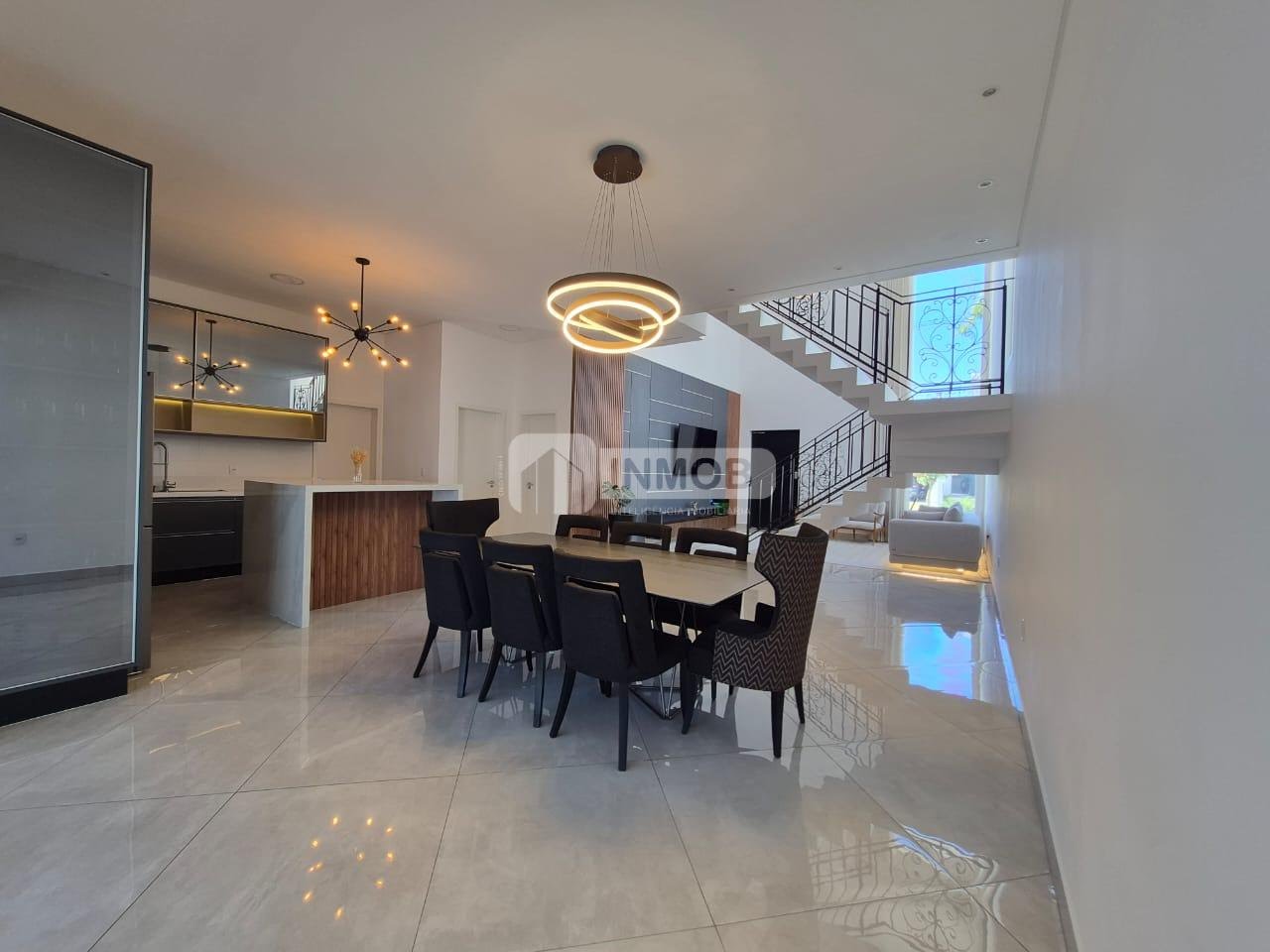Casa à venda com 3 quartos, 2 suítes, 4 vagas e 275m² no Jardim Santa Tereza, Taubaté (SP) — foto 12 de 30