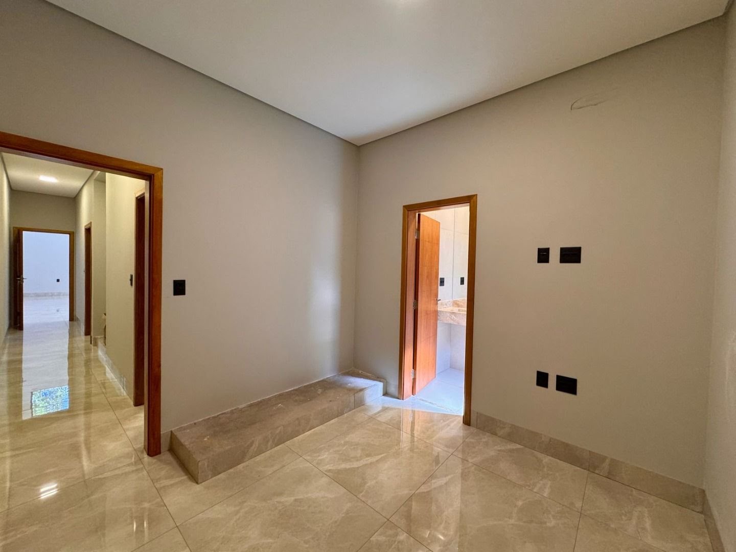 Casa à venda com 3 quartos, 3 suítes, 4 vagas e 153m² no Real Sul, Ribeirão Preto (SP) — foto 17 de 27