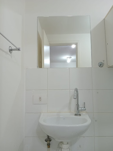 Apartamento kit em Cambuci  -  São Paulo