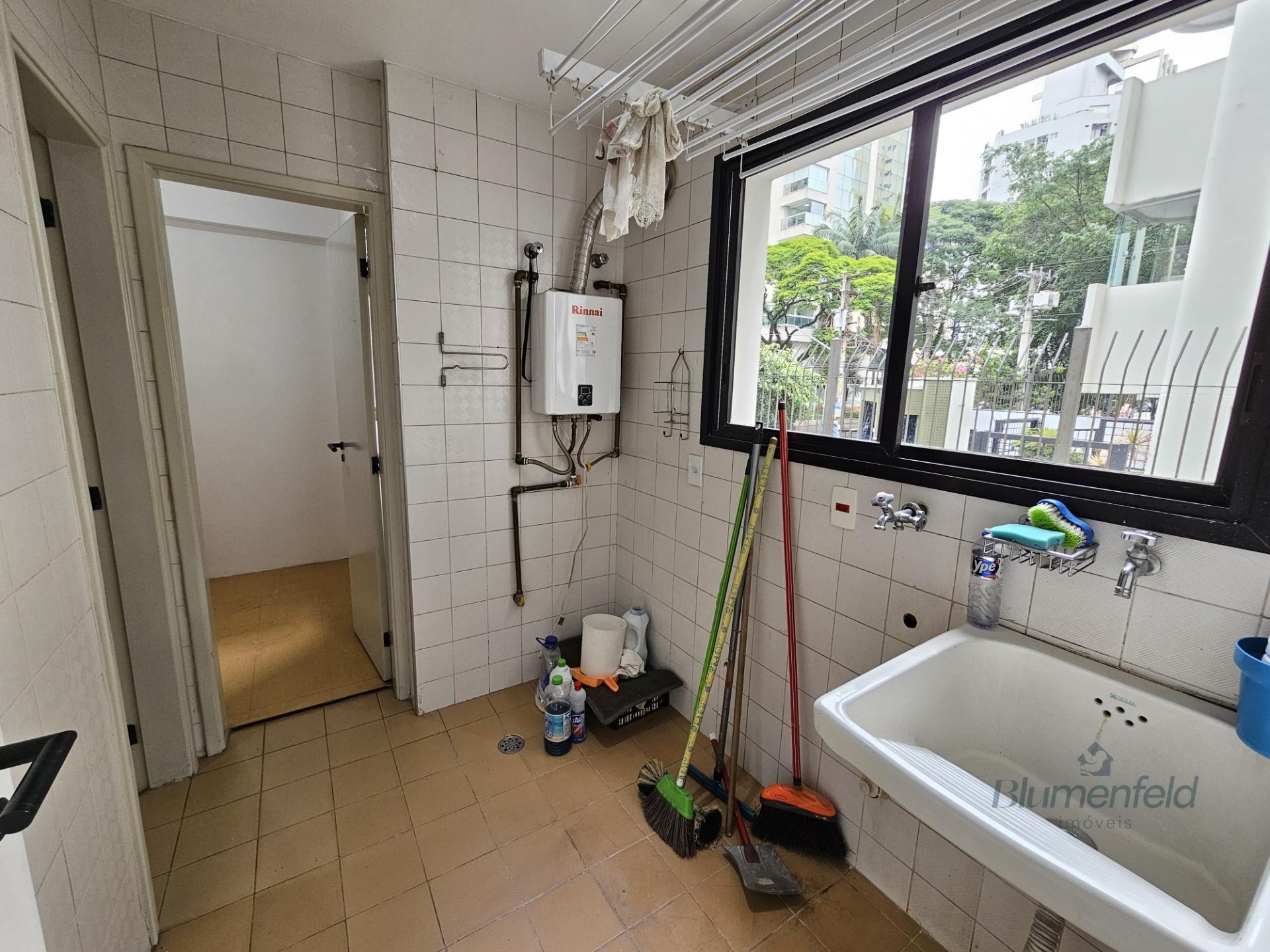 Apartamento para alugar com 3 quartos, 1 suíte, 1 vaga e 120m² no Moema, São Paulo (SP) — foto 16 de 28