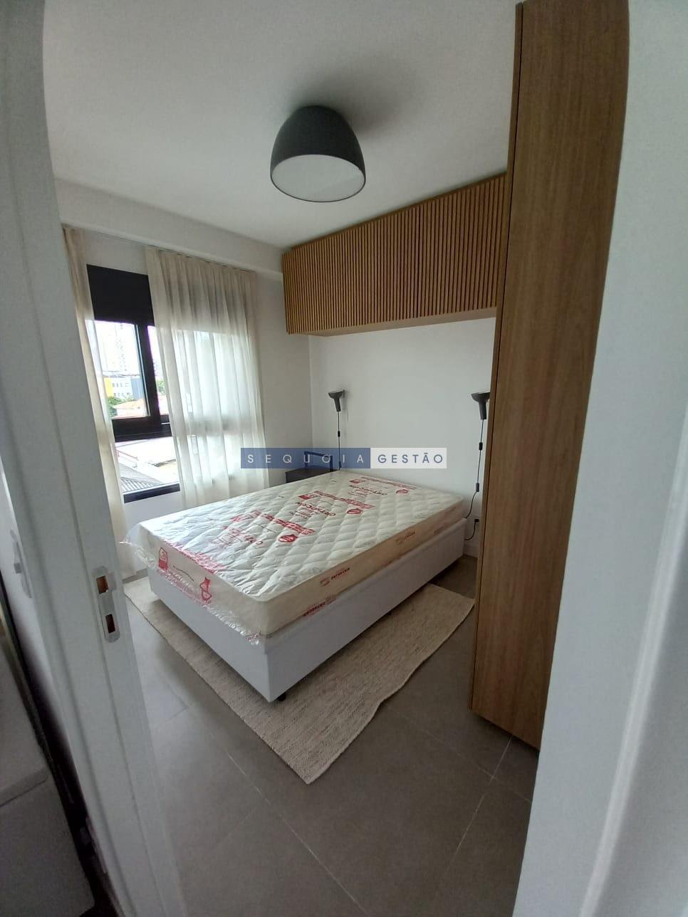 Apartamento para alugar com 1 quarto, 1 banheiro, 1 vaga e 40m² no Pinheiros, São Paulo — foto principal