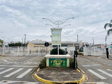 Casa em Condomínio no Parque São Bento, Sorocaba à Venda