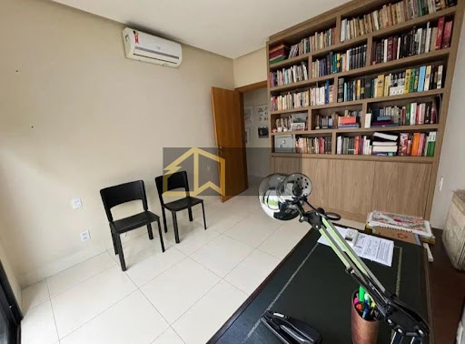 Casa de Condomínio em Jardins Valência  -  Goiânia