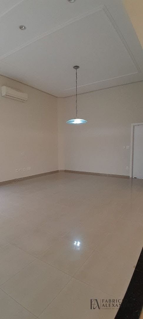 Casa à venda com 4 quartos, 4 suítes, 4 vagas e 300m² no Figueira I, São José do Rio Preto (SP) — foto 9 de 18