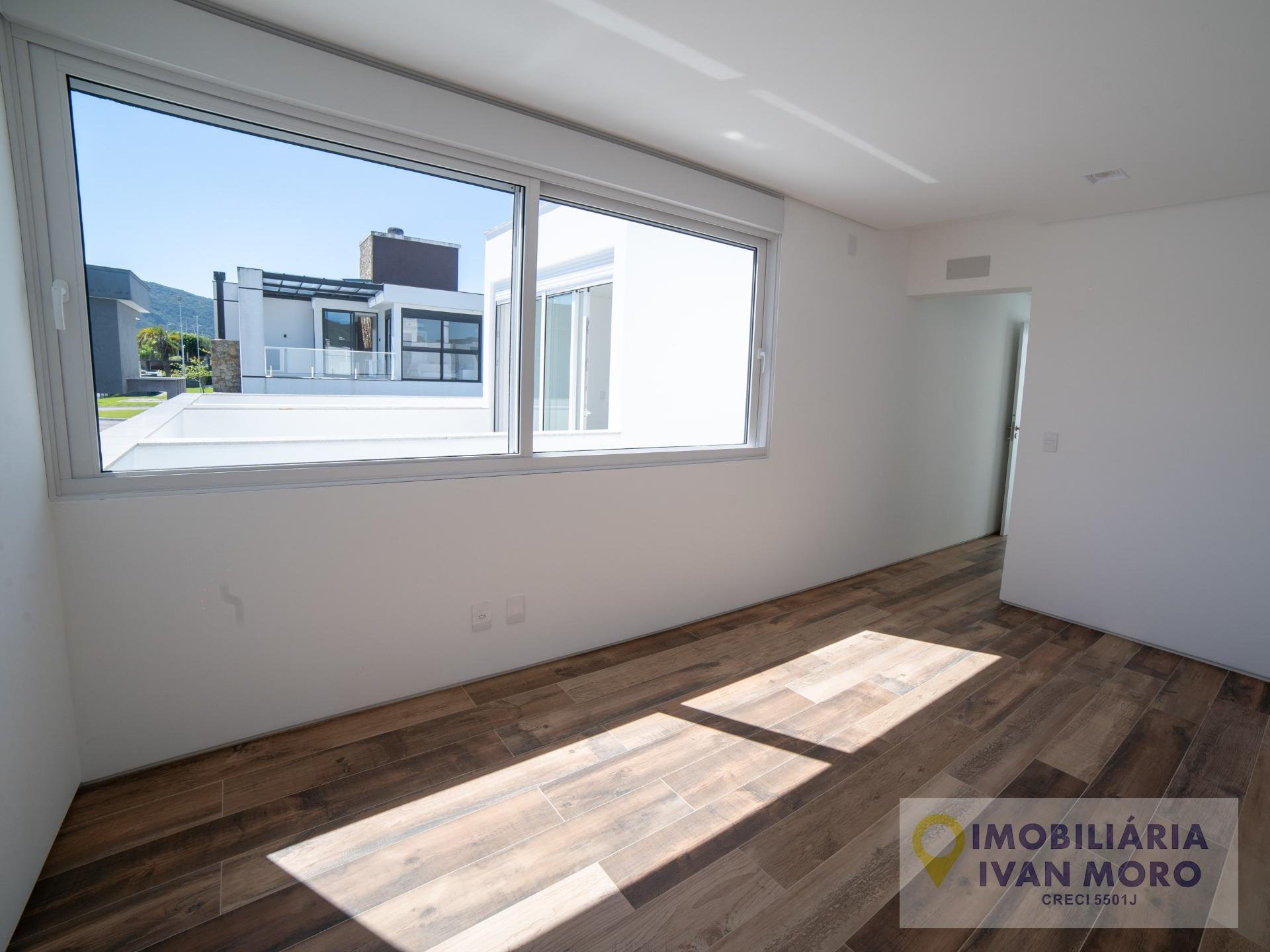 Casa à venda com 4 quartos, 4 suítes, 6 vagas e 297m² no São João do Rio Vermelho, Florianópolis (SC) — foto 20 de 30