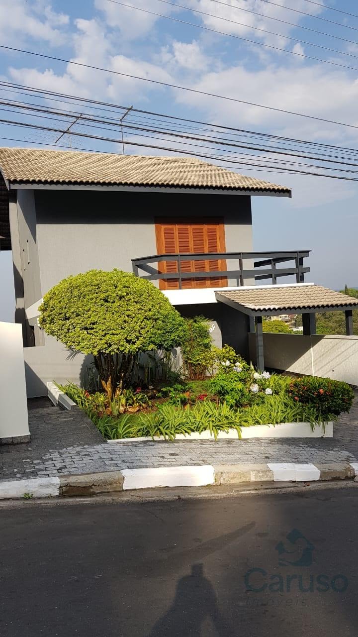 Casa à venda com 3 quartos, 1 suíte, 2 vagas e 267m² no Condomínio Arujazinho IV, Arujá (SP) — foto 4 de 29