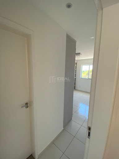 Cobertura linear de 3 quartos em prédio com elevador no Parque Leopoldina - Campos dos Goytacazes, RJ