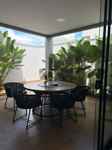 Casa de Condomínio em jardins porto   -  Senador Canedo