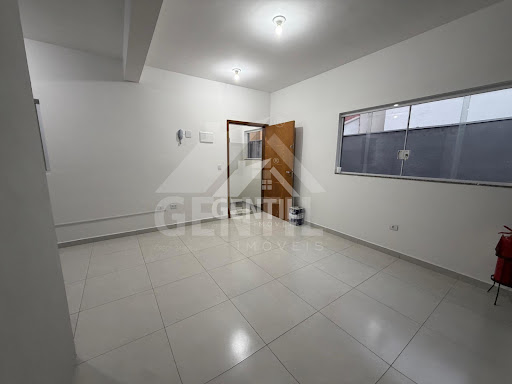 Sala Comercial 60m² no Portal dos Ipês - 2 Banheiros