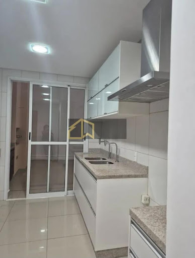 Apartamento em Jardim Goiás  -  Goiânia