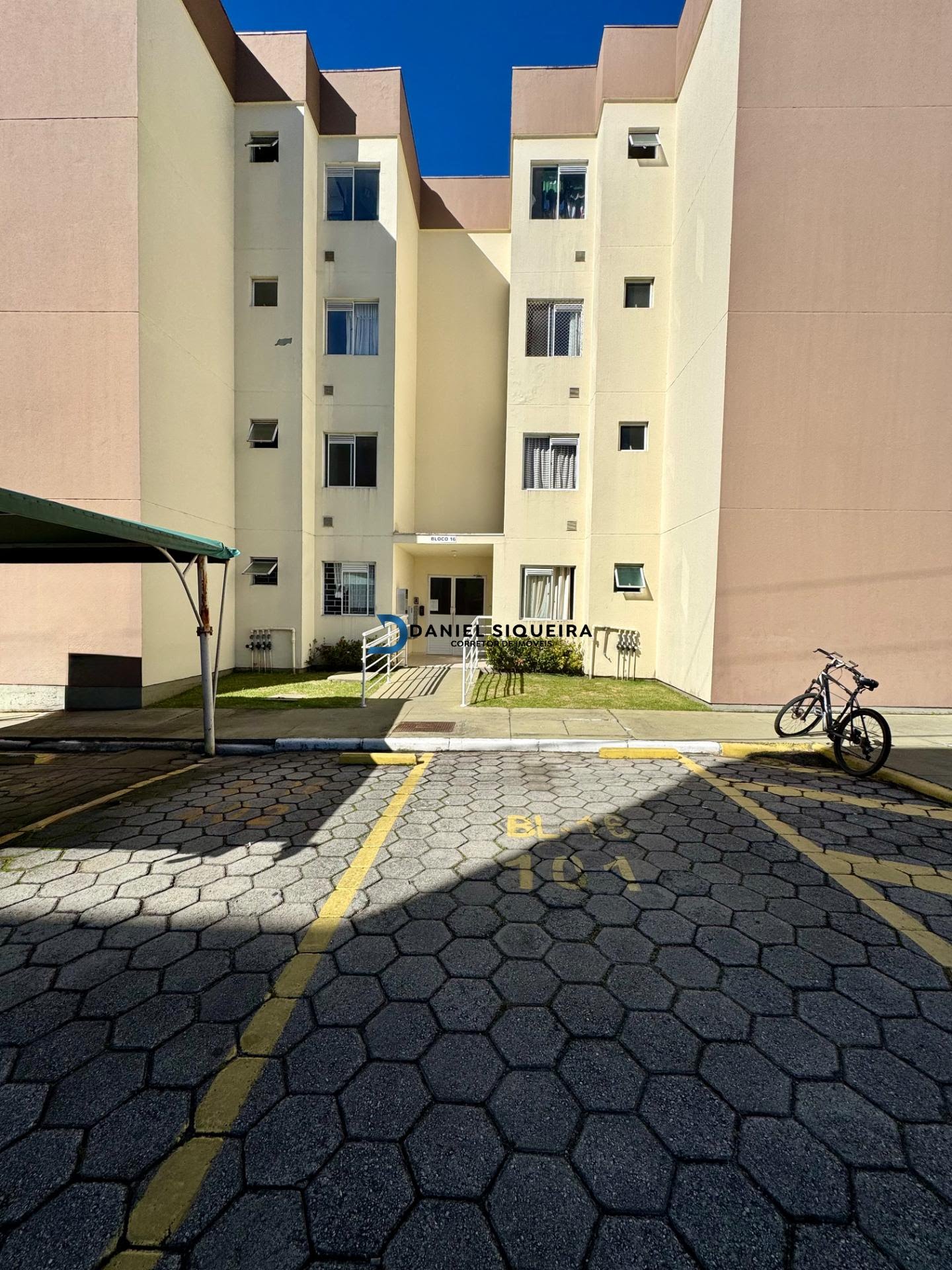 Apartamento à venda com 2 quartos, 1 banheiro, 1 vaga e 45m² no Fundos, Biguaçu (SC) — foto 16 de 17