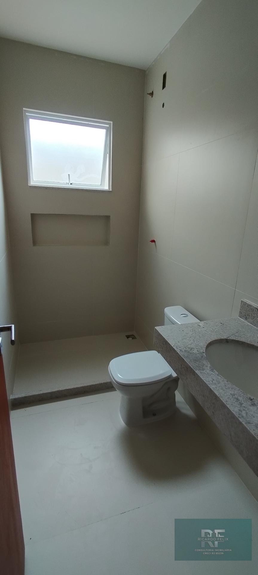 Casa à venda com 4 quartos, 1 suíte, 2 vagas e 102m² no Recreio, Rio das Ostras (RJ) — foto 13 de 19