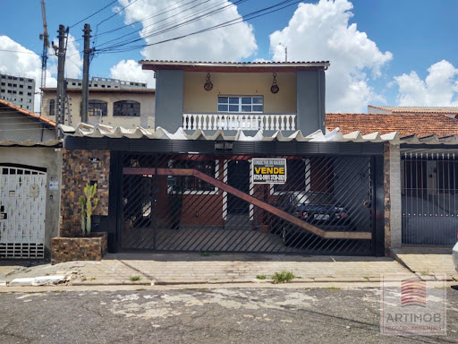 Casa Térrea à Venda no Morumbi: 3 Dorms, 180m²