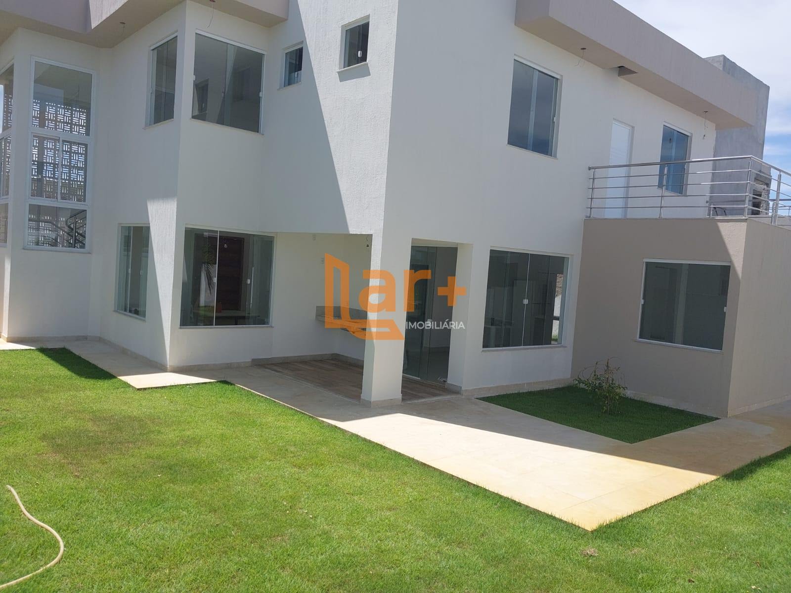 Casa à venda com 3 quartos, 3 suítes, 3 vagas e 270m² no Olhos D'água, Barra dos Coqueiros (SE) — foto 11 de 12