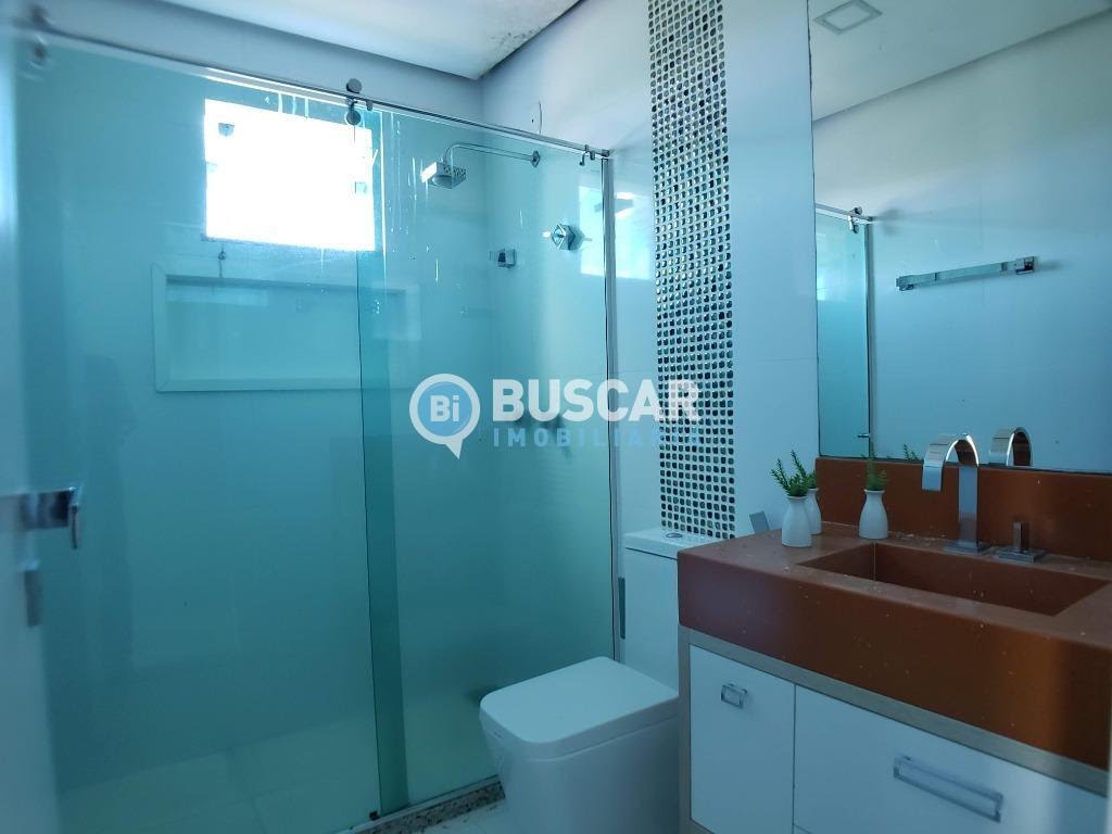 Casa à venda com 4 quartos, 3 suítes, 2 vagas e 346m² no Papagaio, Feira de Santana (BA) — foto 15 de 21