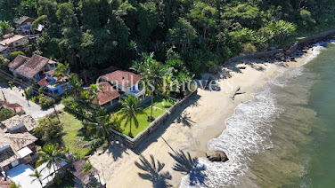 Casa Frente Mar para Temporada em Angra dos Reis / RJ no bairro Vila Histórica