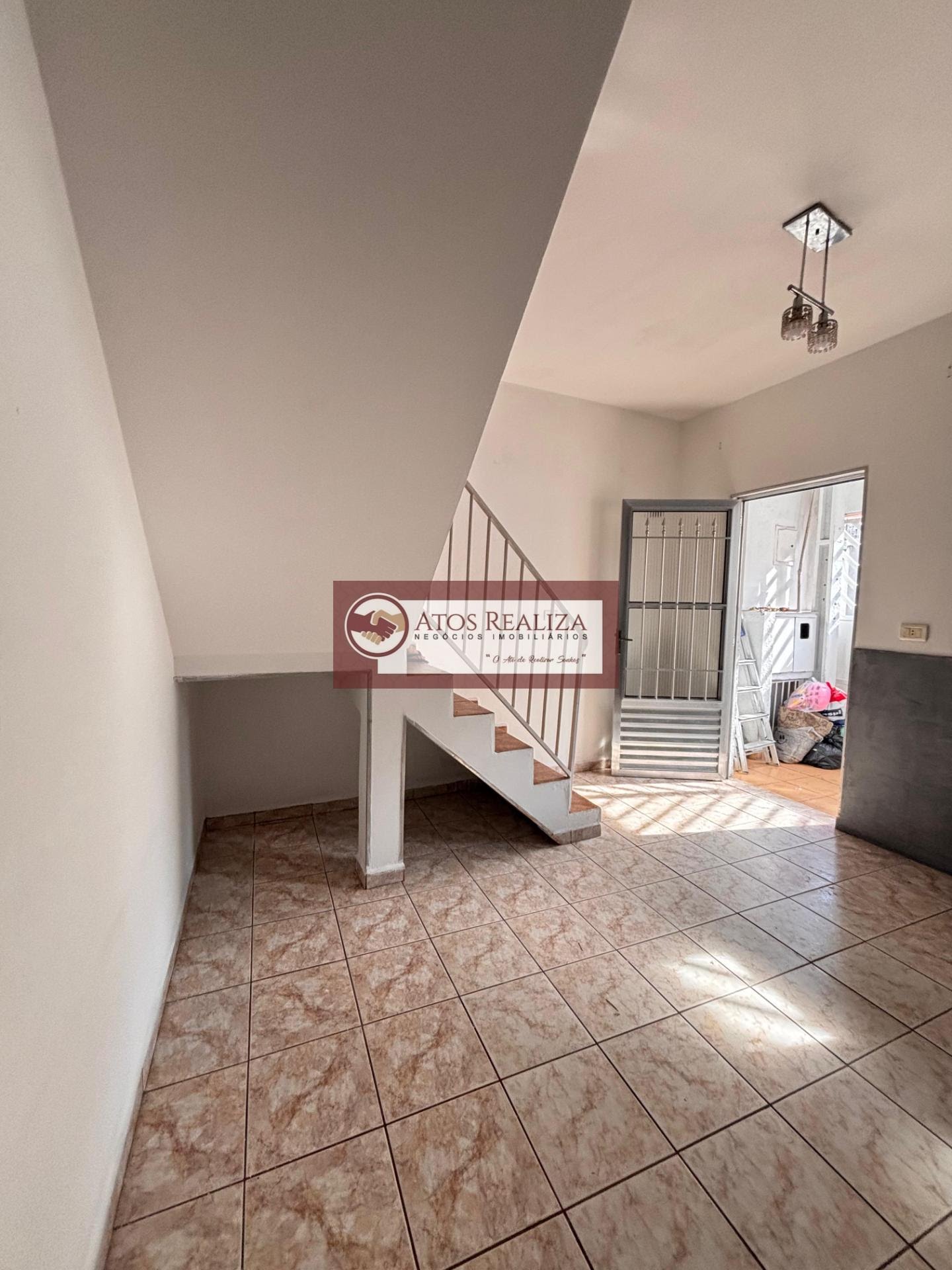 Casa à venda com 4 quartos, 2 suítes e 228m² no Jardim Morais Prado, São Paulo (SP) — foto 3 de 30