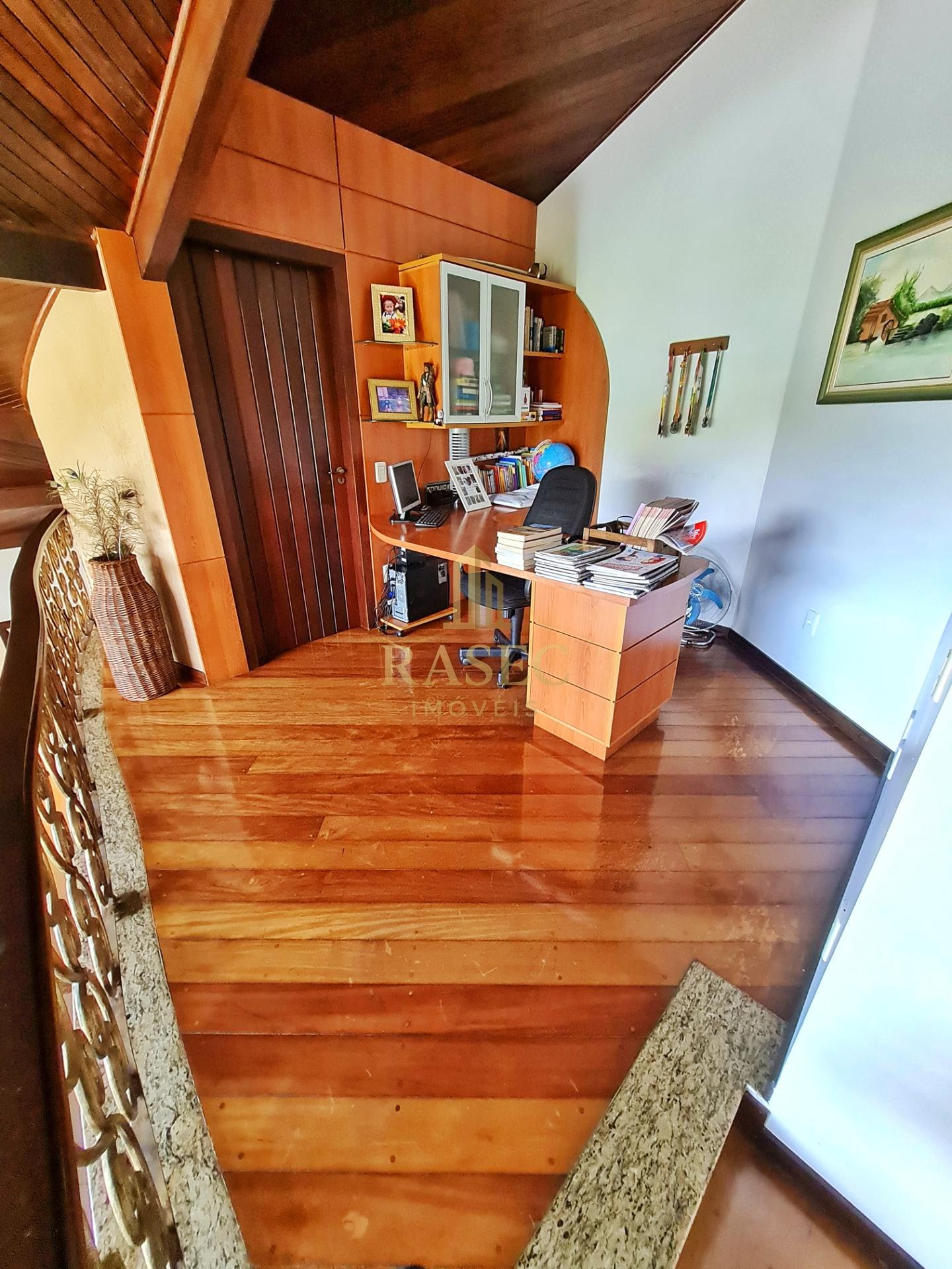 Casa à venda com 5 quartos, 1 suíte, 4 vagas e 294m² no Centro I, Brusque (SC) — foto 12 de 19